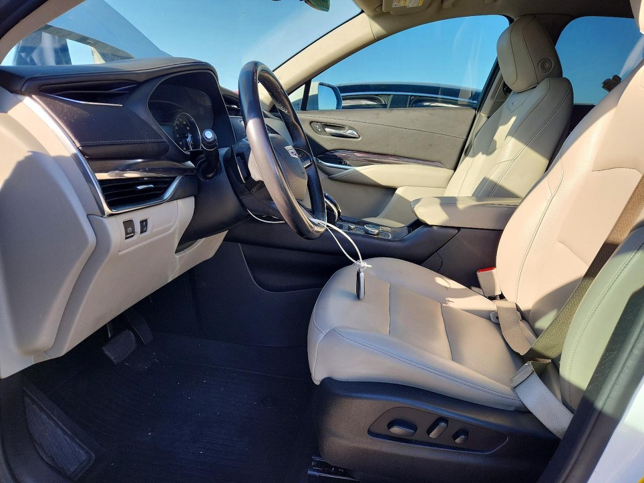 2020 CADILLAC XT4