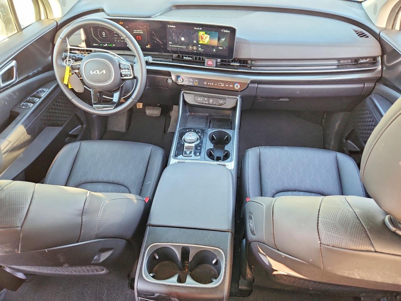 2025 KIA Carnival