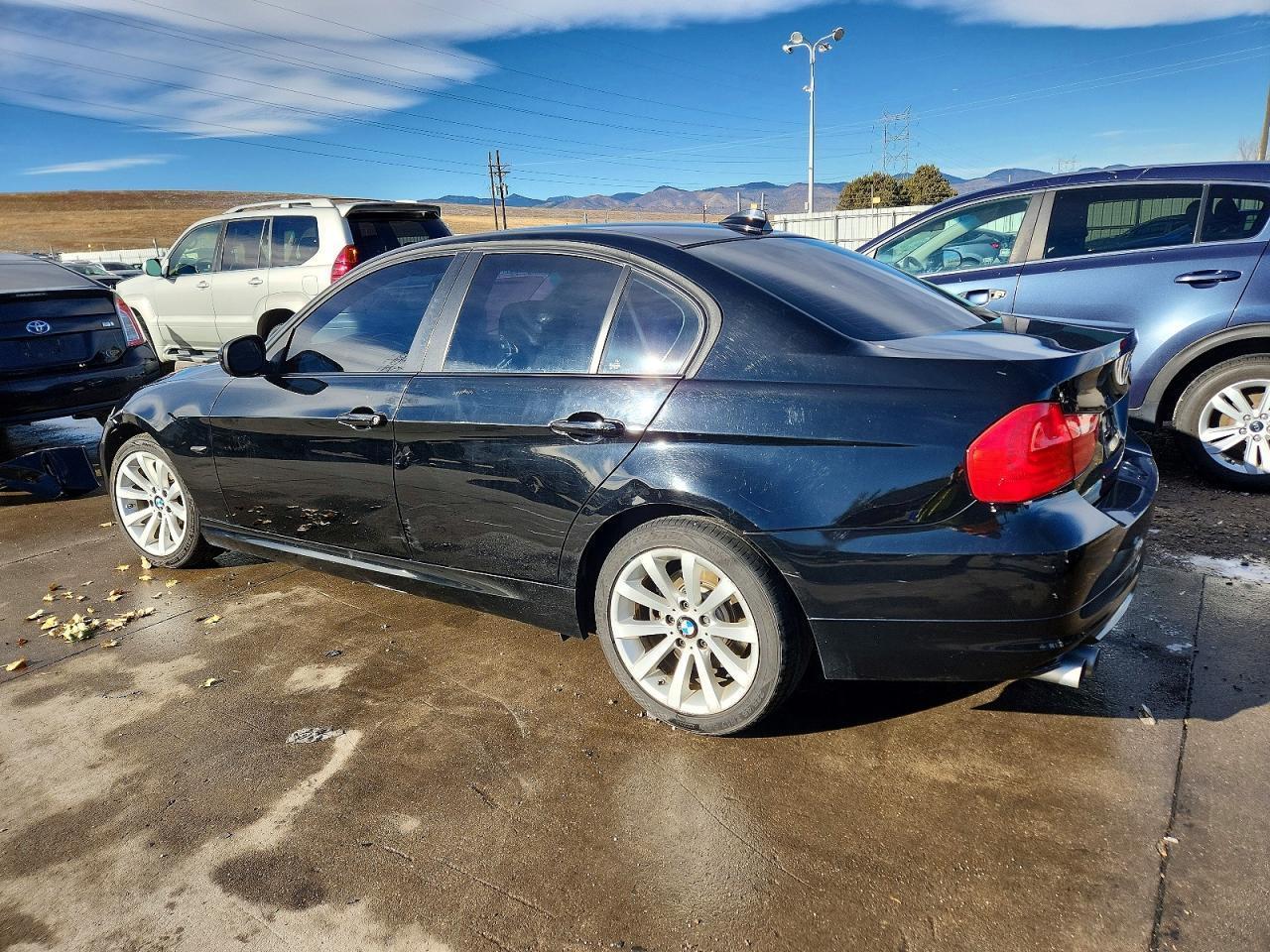 2011 BMW 3 SERIES