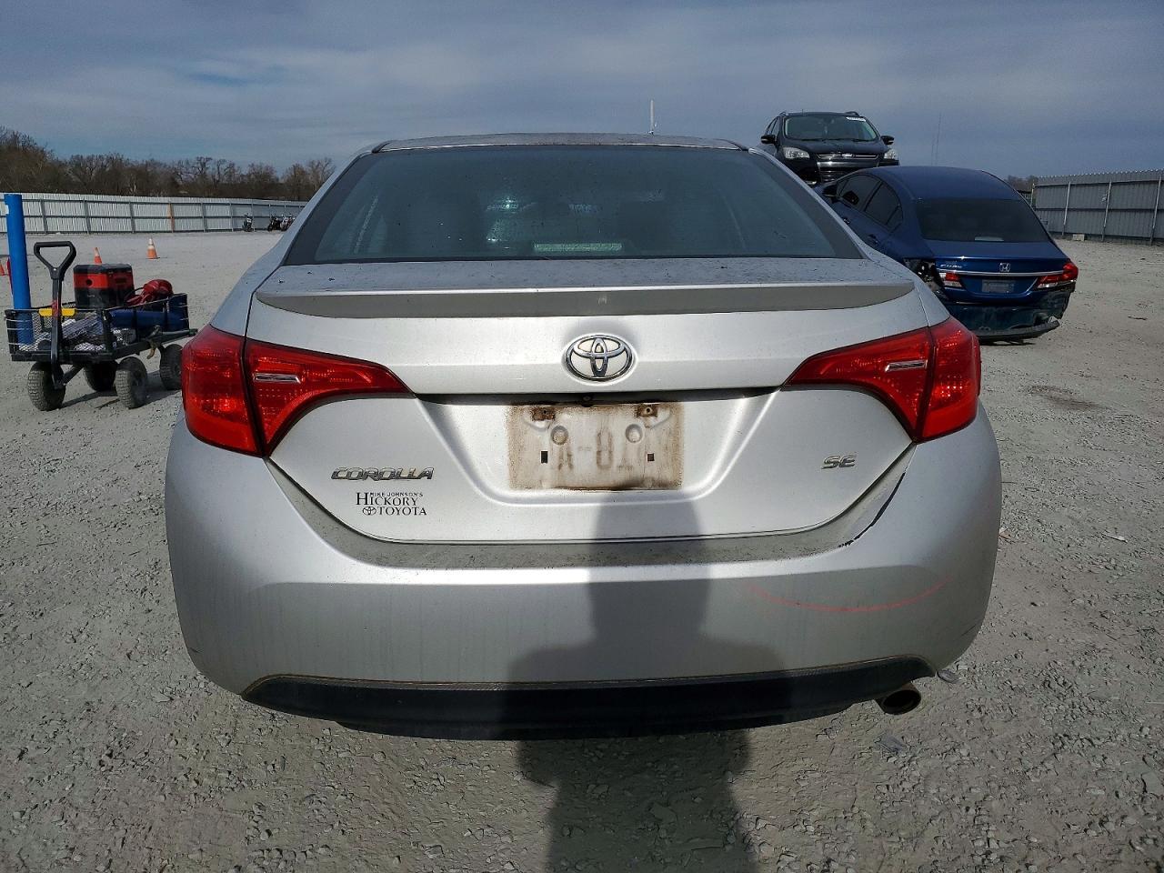 2017 TOYOTA COROLLA