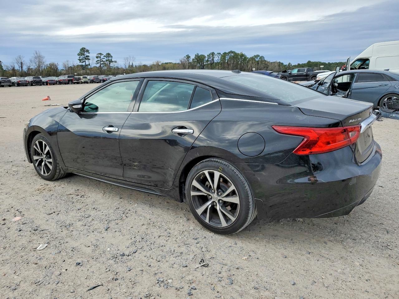 2018 NISSAN Maxima