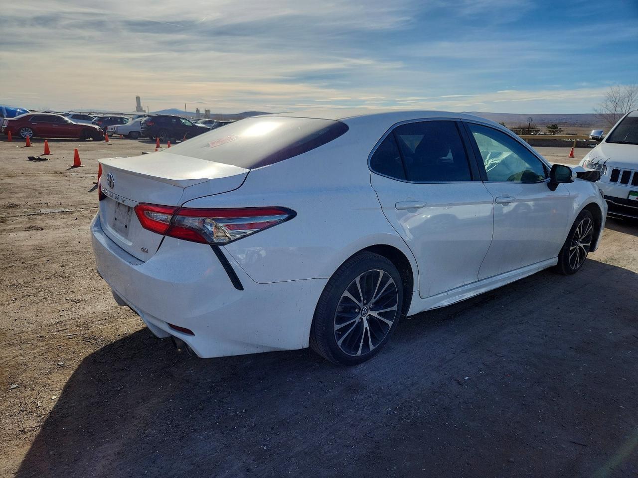 2018 TOYOTA CAMRY