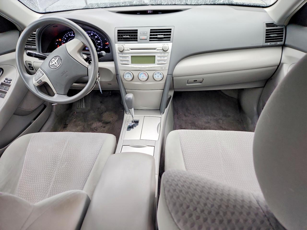 2011 TOYOTA CAMRY