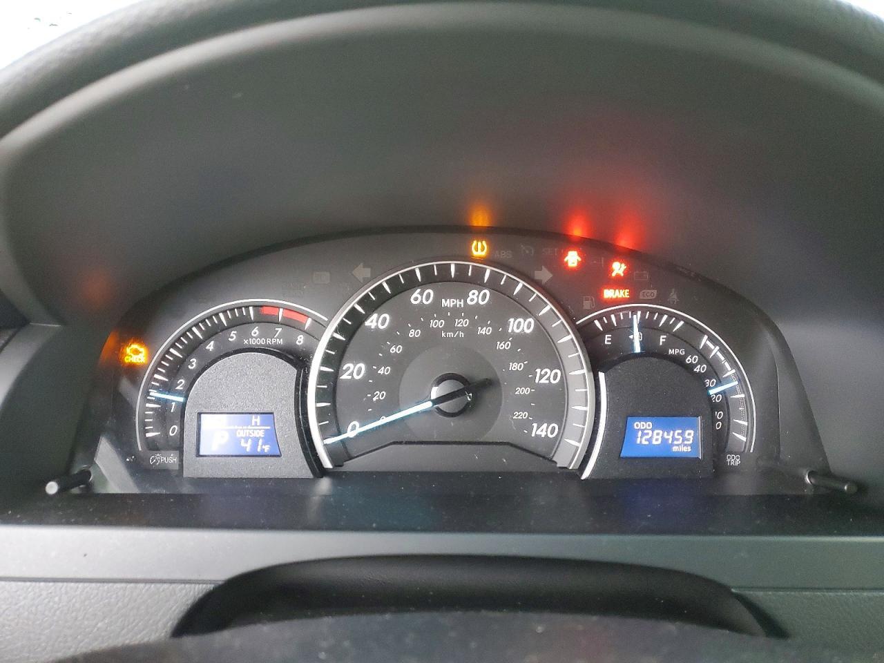 2013 TOYOTA CAMRY