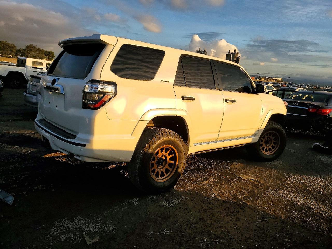 2019 TOYOTA 4Runner