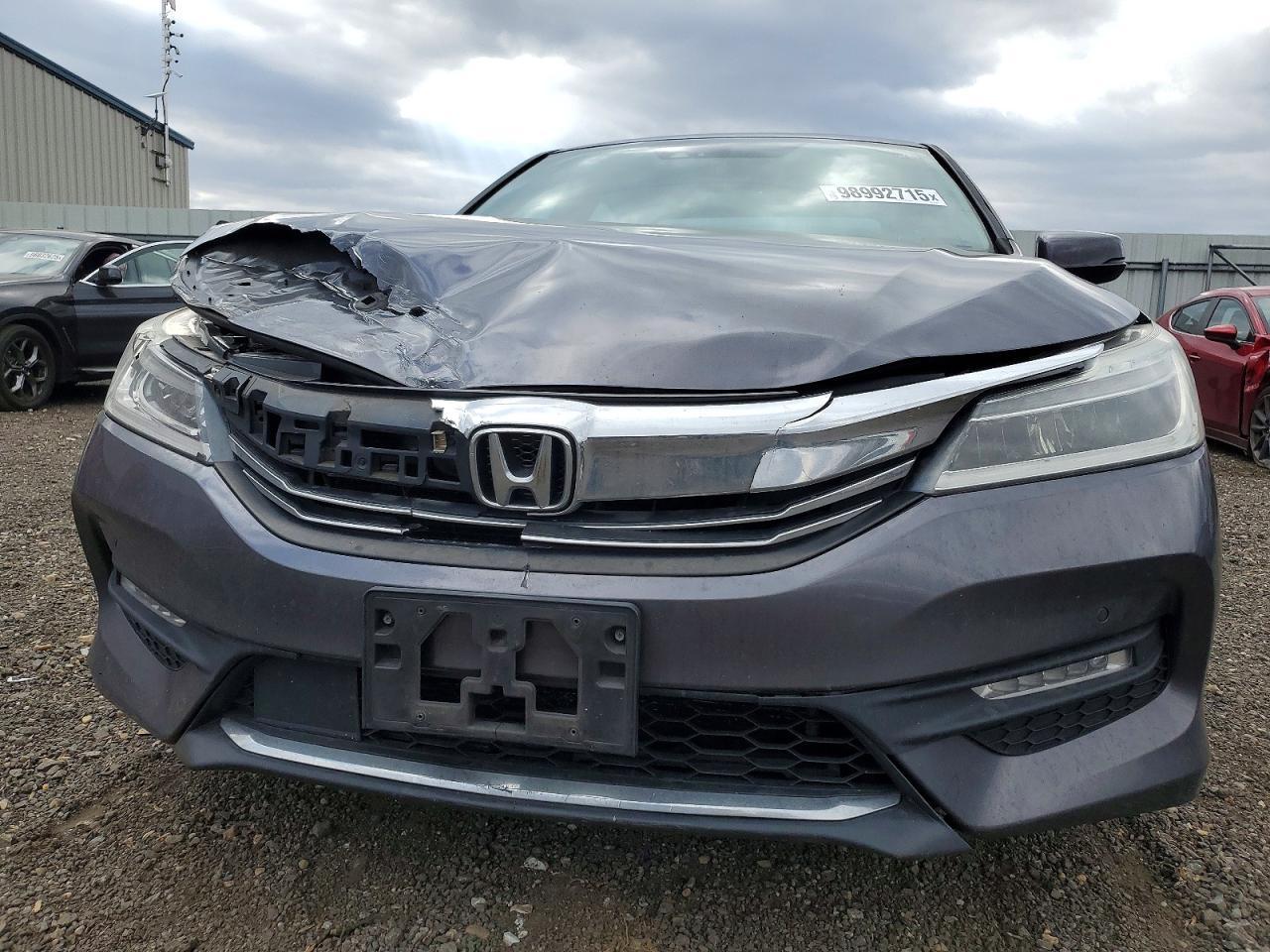 2016 HONDA ACCORD