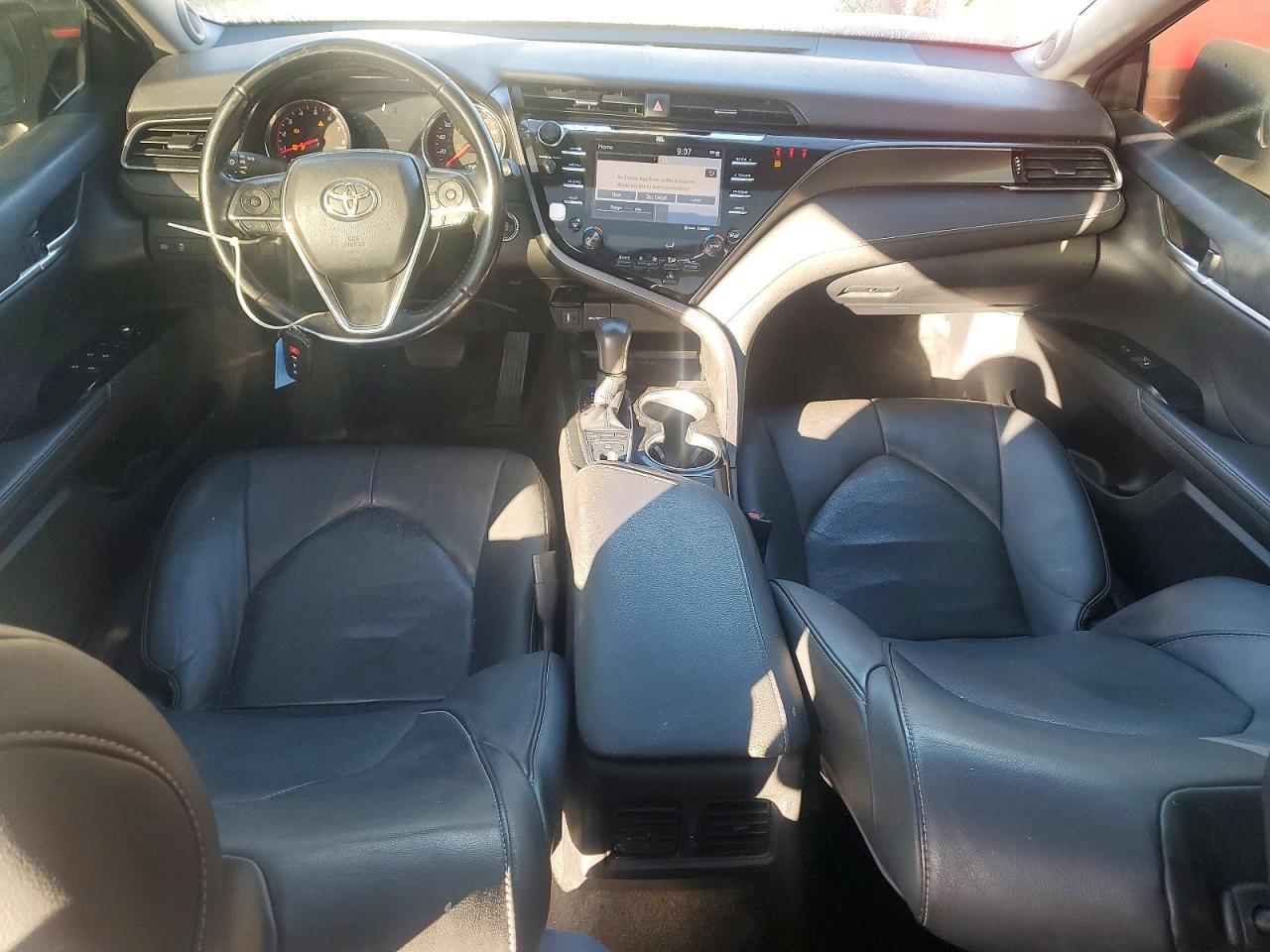 2019 TOYOTA CAMRY