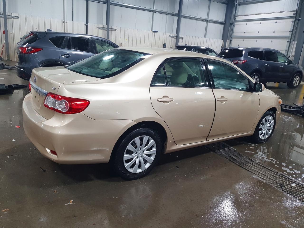 2013 TOYOTA COROLLA