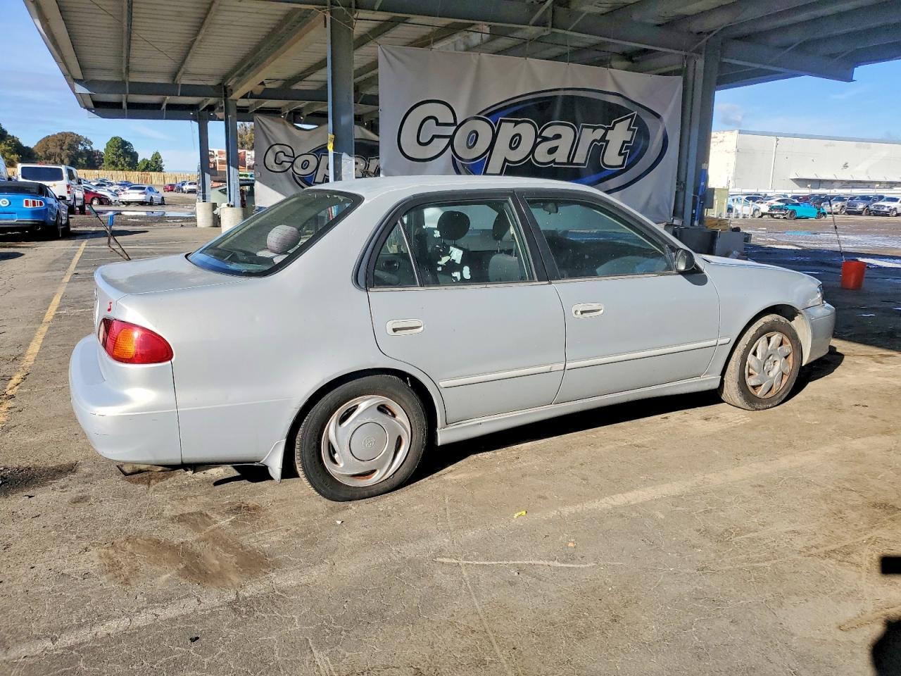 2001 TOYOTA COROLLA