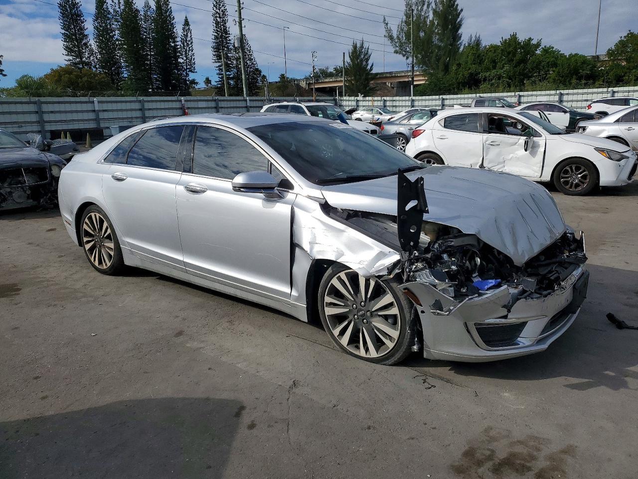 2019 LINCOLN MKZ