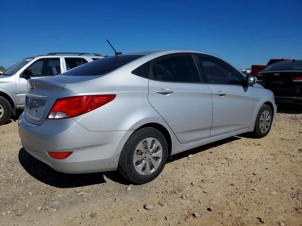 2016 HYUNDAI ACCENT