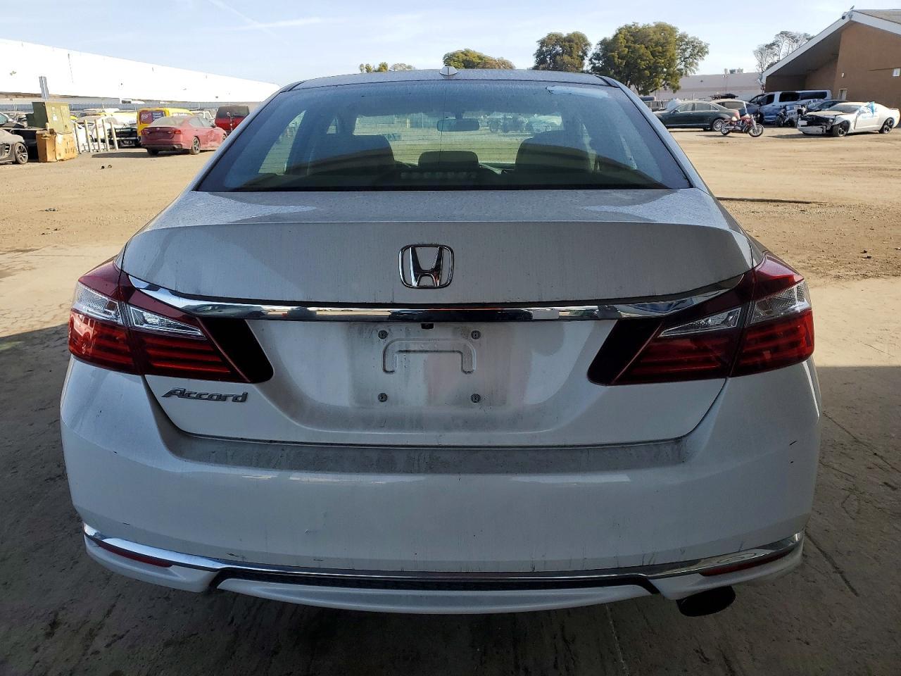 2016 HONDA ACCORD