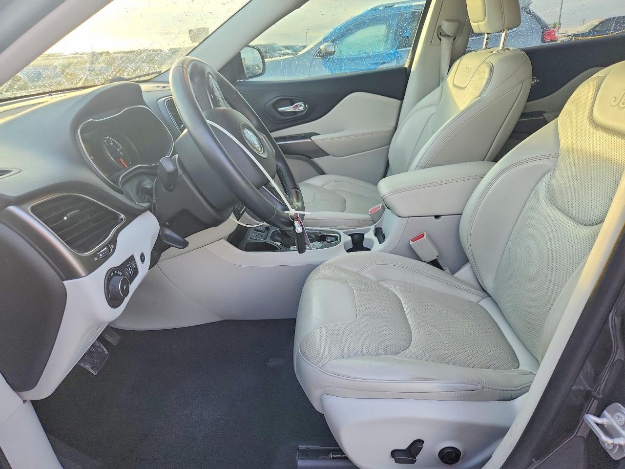 2019 JEEP CHEROKEE