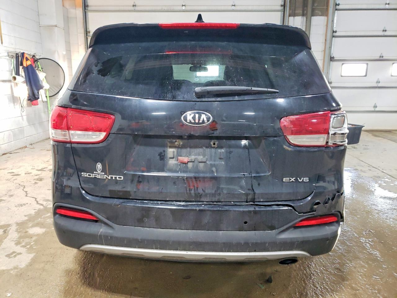 2016 KIA SORENTO