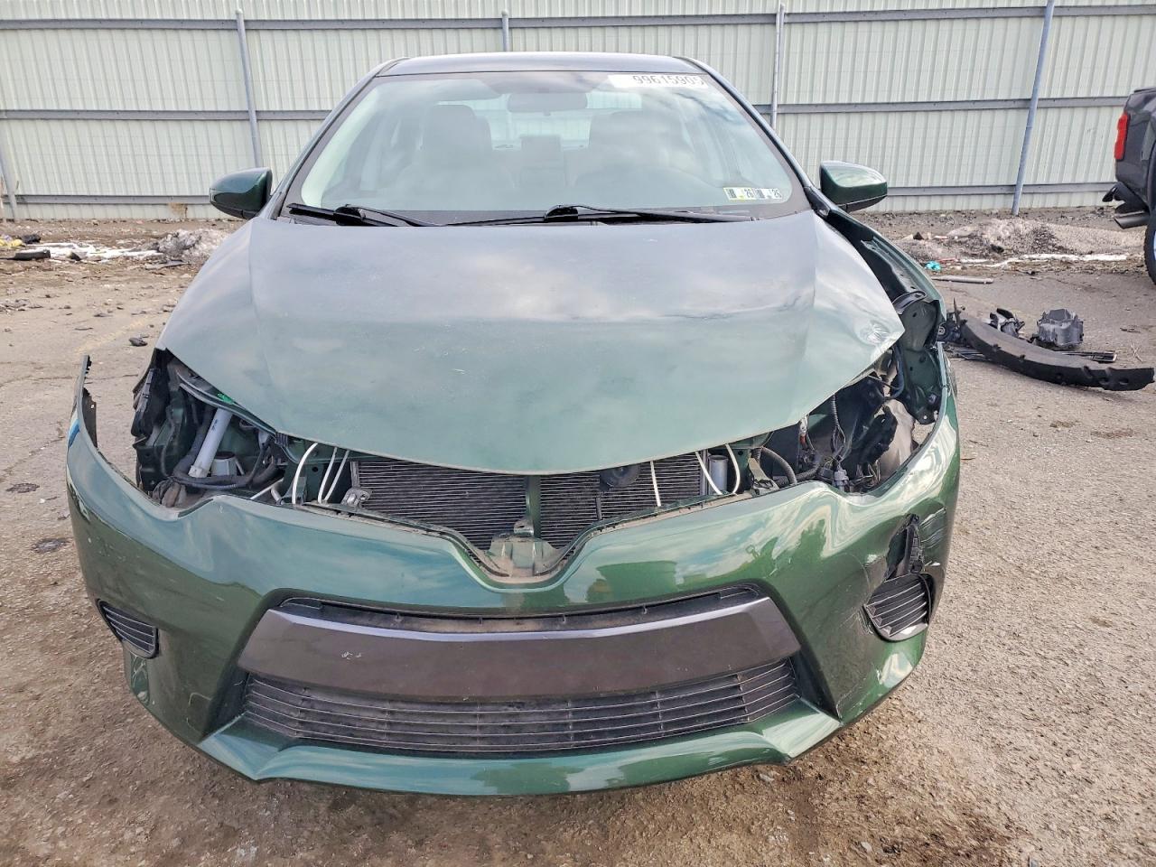 2015 TOYOTA COROLLA