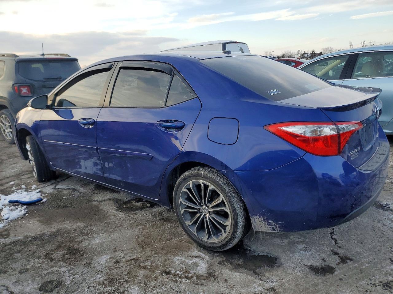 2016 TOYOTA COROLLA