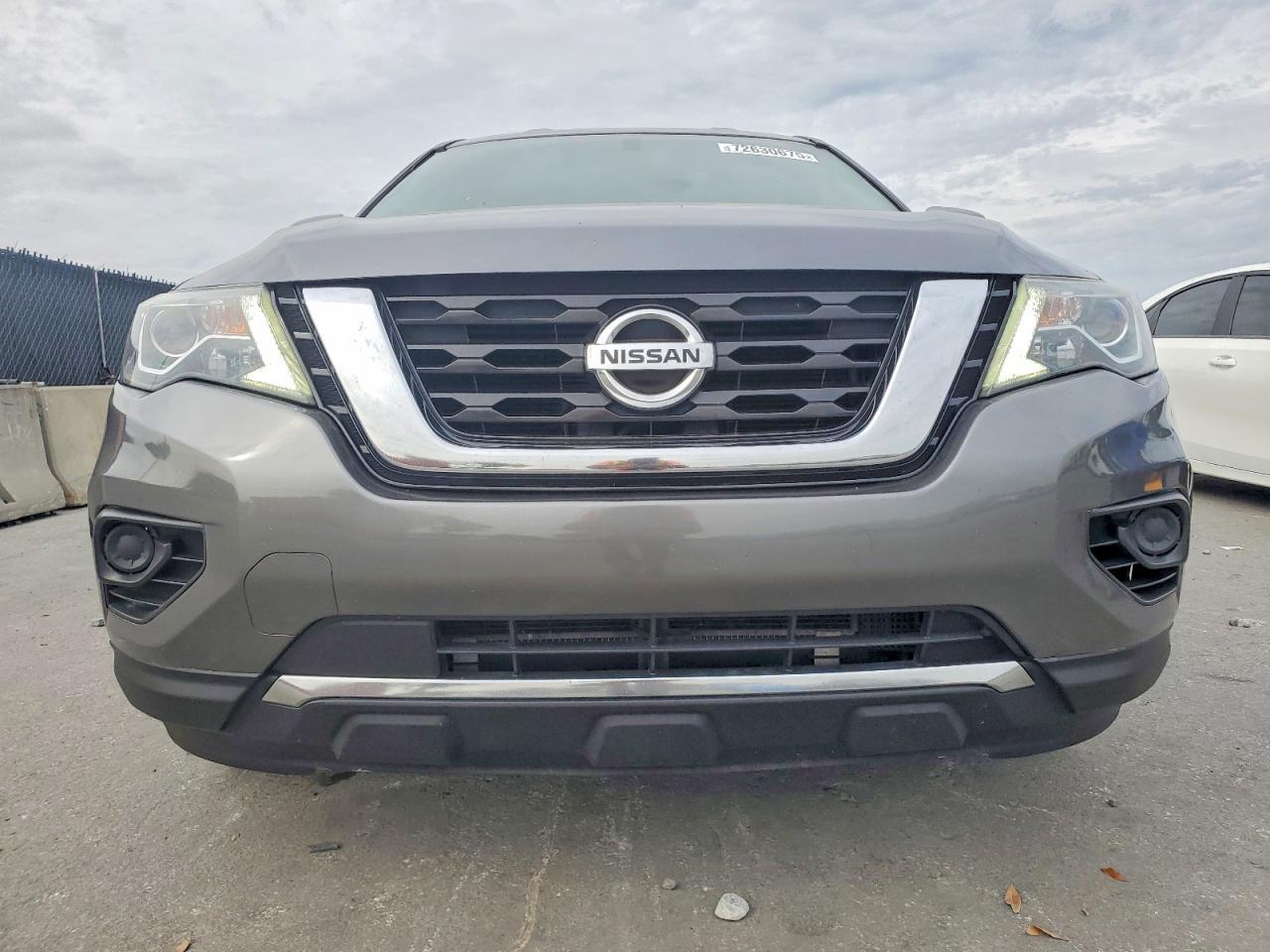 2017 NISSAN PATHFINDER