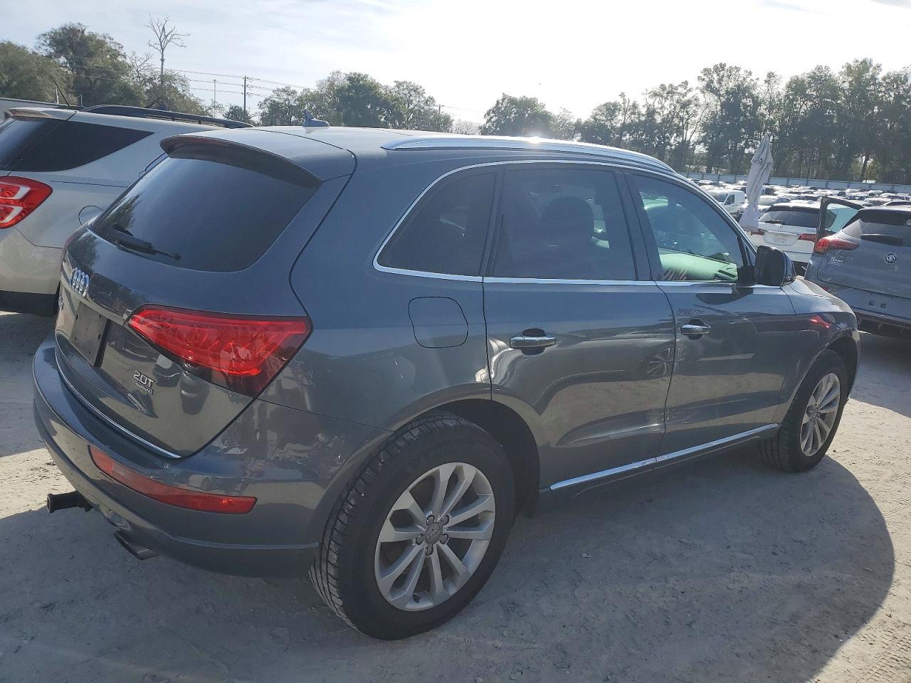 2016 AUDI Q5