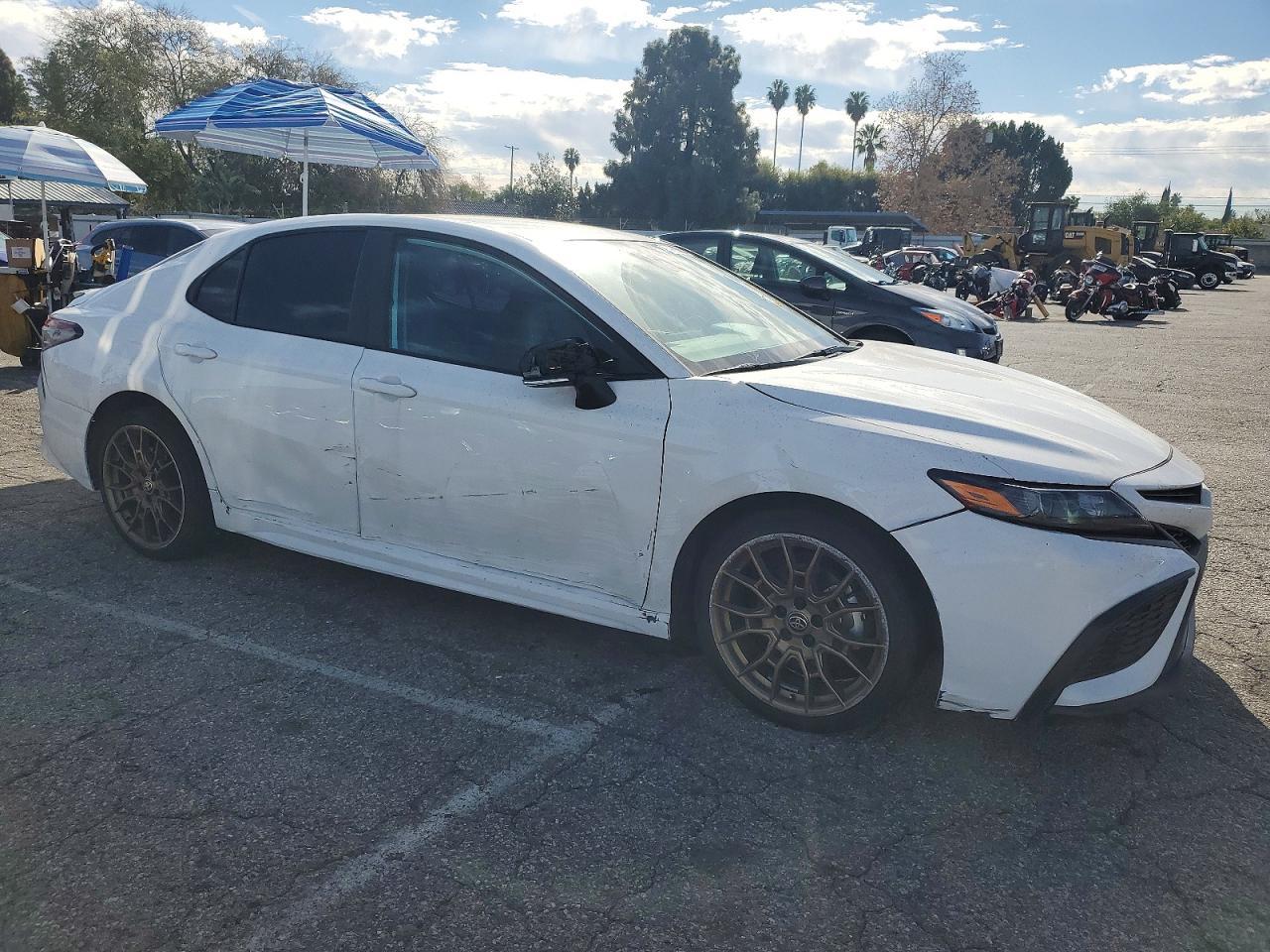 2024 TOYOTA CAMRY
