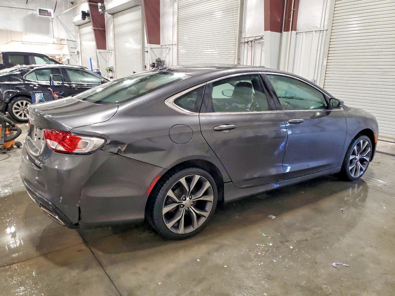 2015 CHRYSLER 200