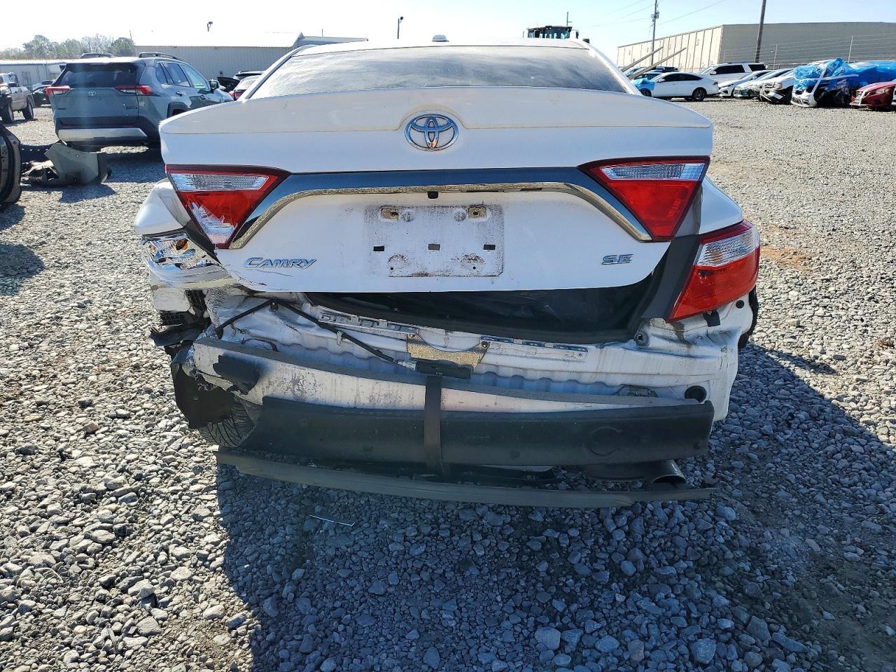 2017 TOYOTA CAMRY