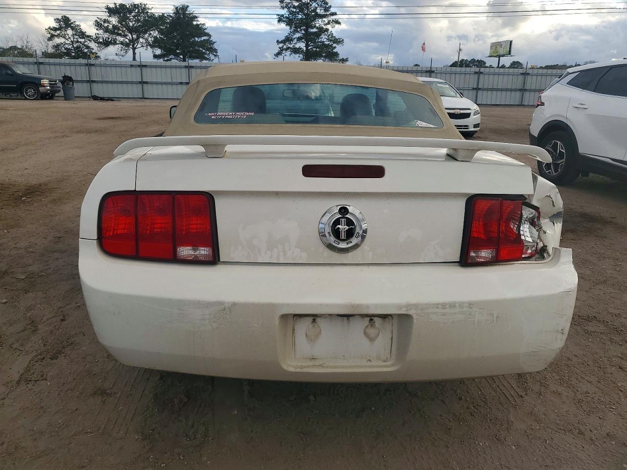 2005 FORD MUSTANG