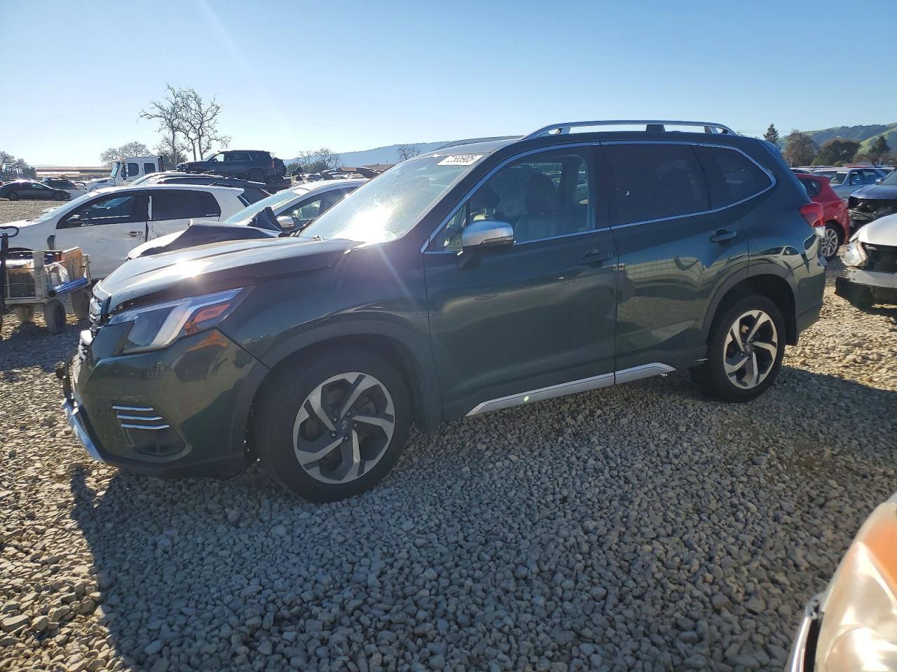 2024 SUBARU FORESTER