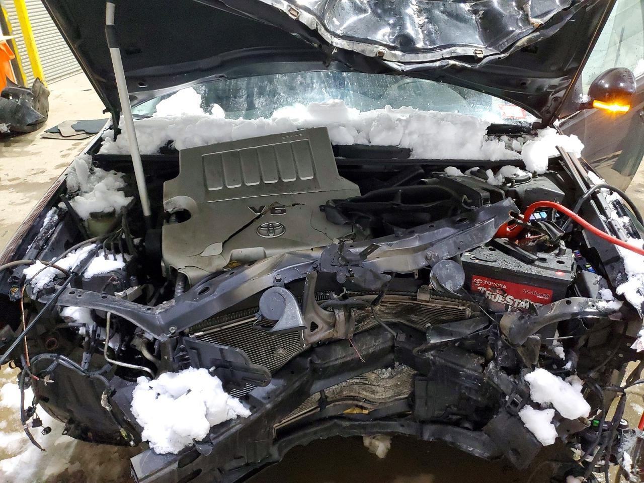 2011 TOYOTA Avalon