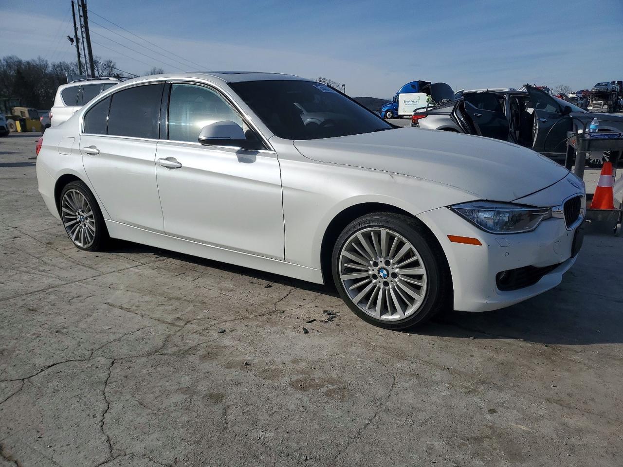 2013 BMW 3 SERIES