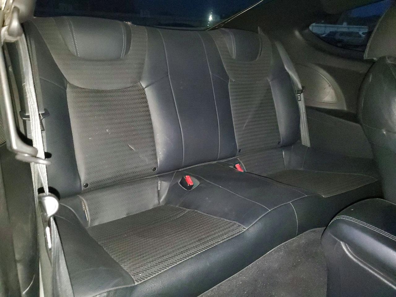 2013 HYUNDAI GENESIS
