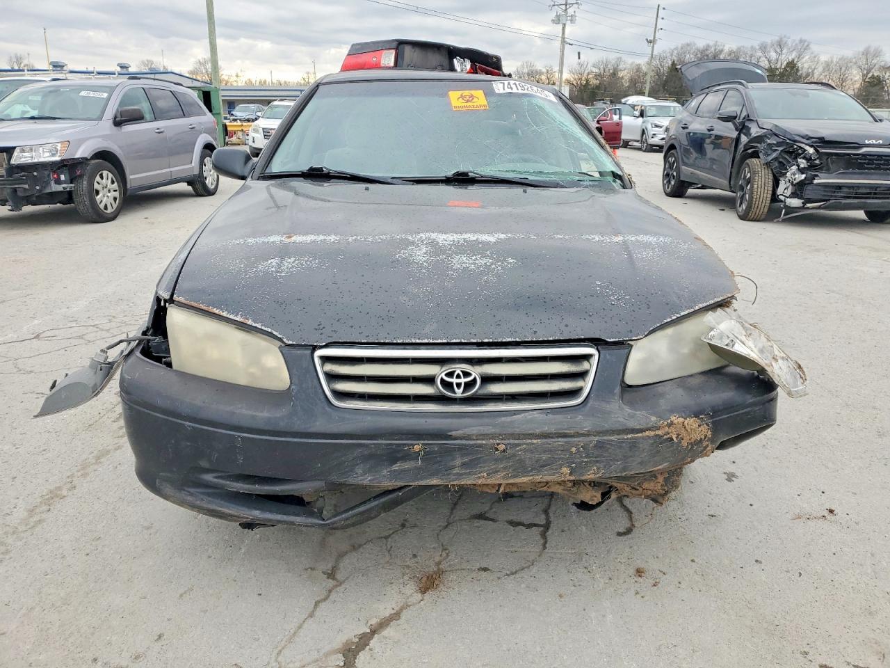 2001 TOYOTA CAMRY