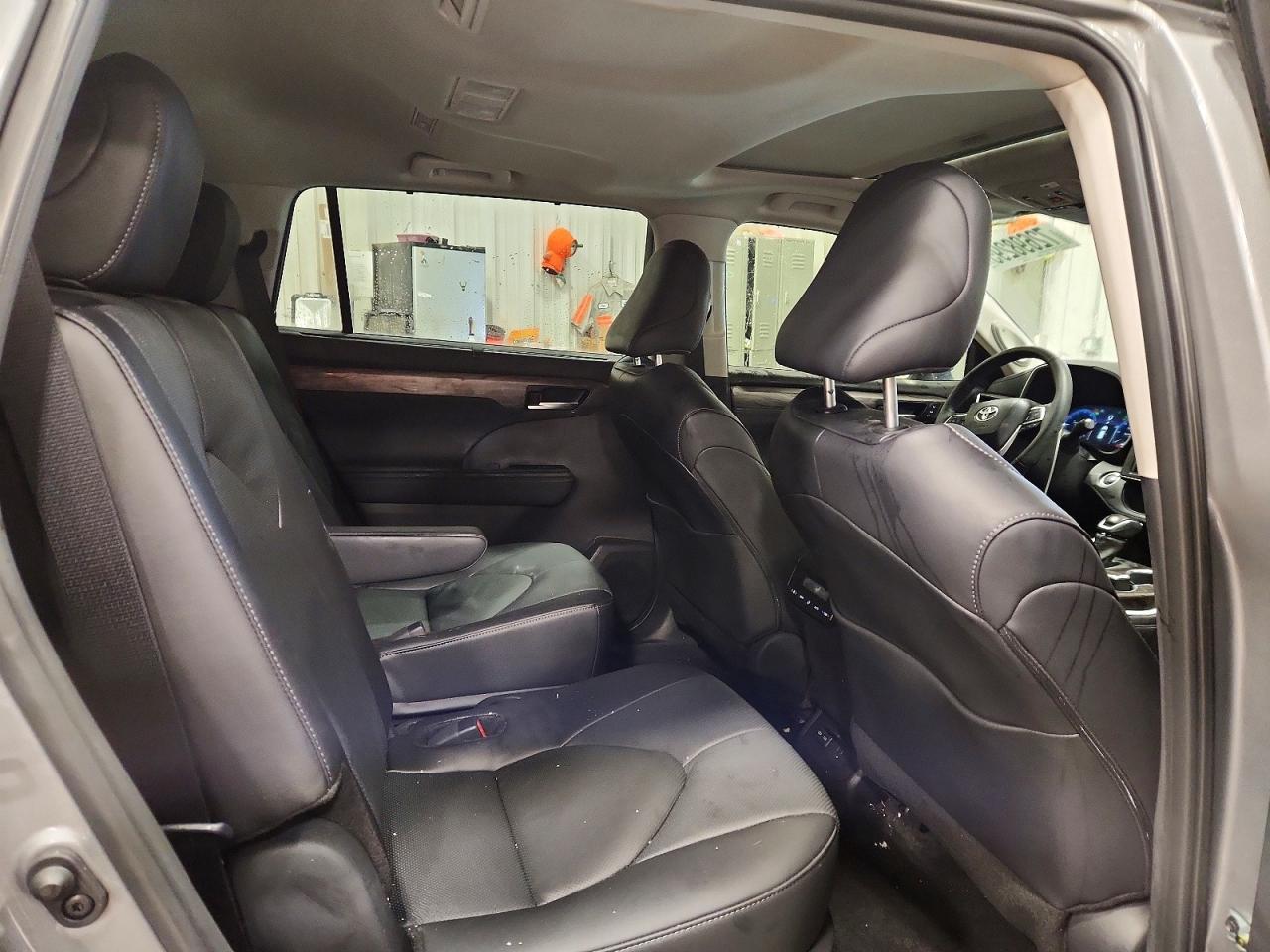 2025 TOYOTA HIGHLANDER