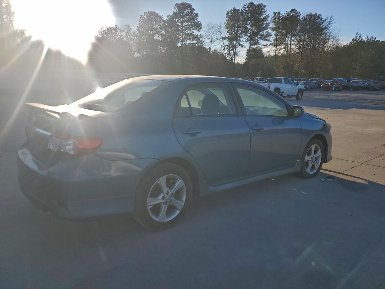 2013 TOYOTA COROLLA