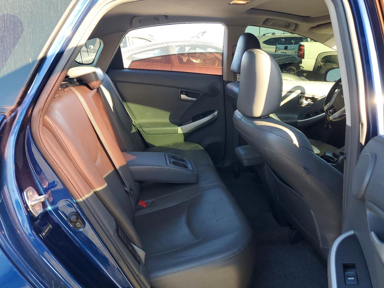 2010 TOYOTA PRIUS