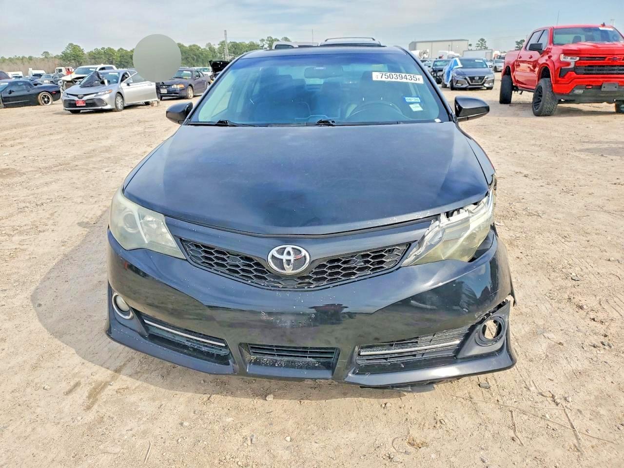 2012 TOYOTA CAMRY