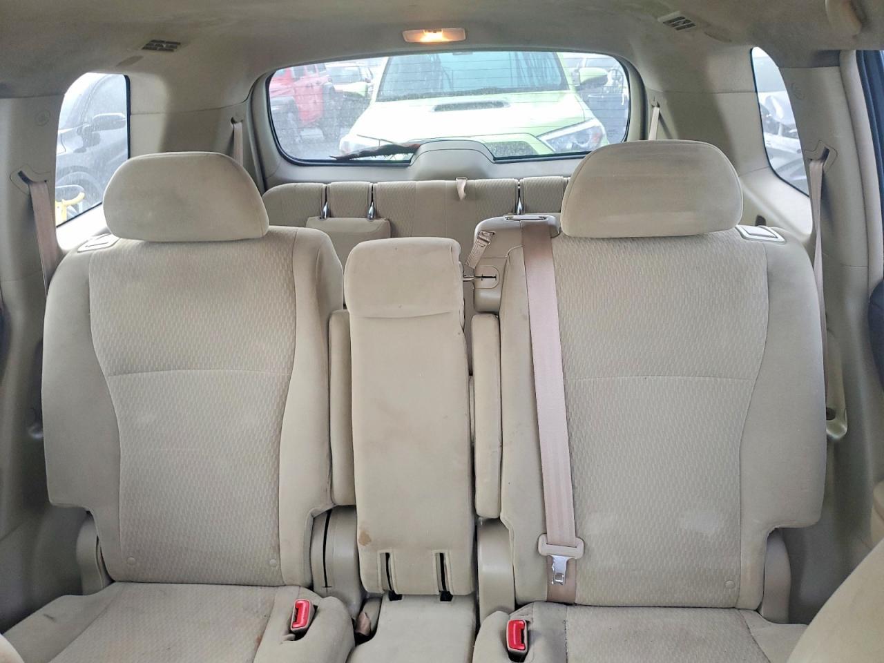 2010 TOYOTA HIGHLANDER