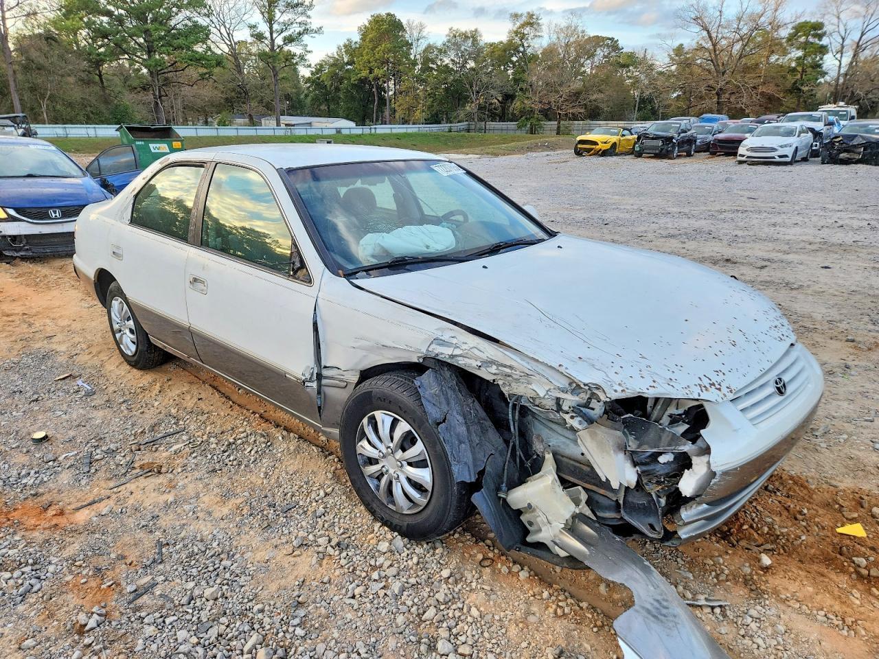 1997 TOYOTA CAMRY