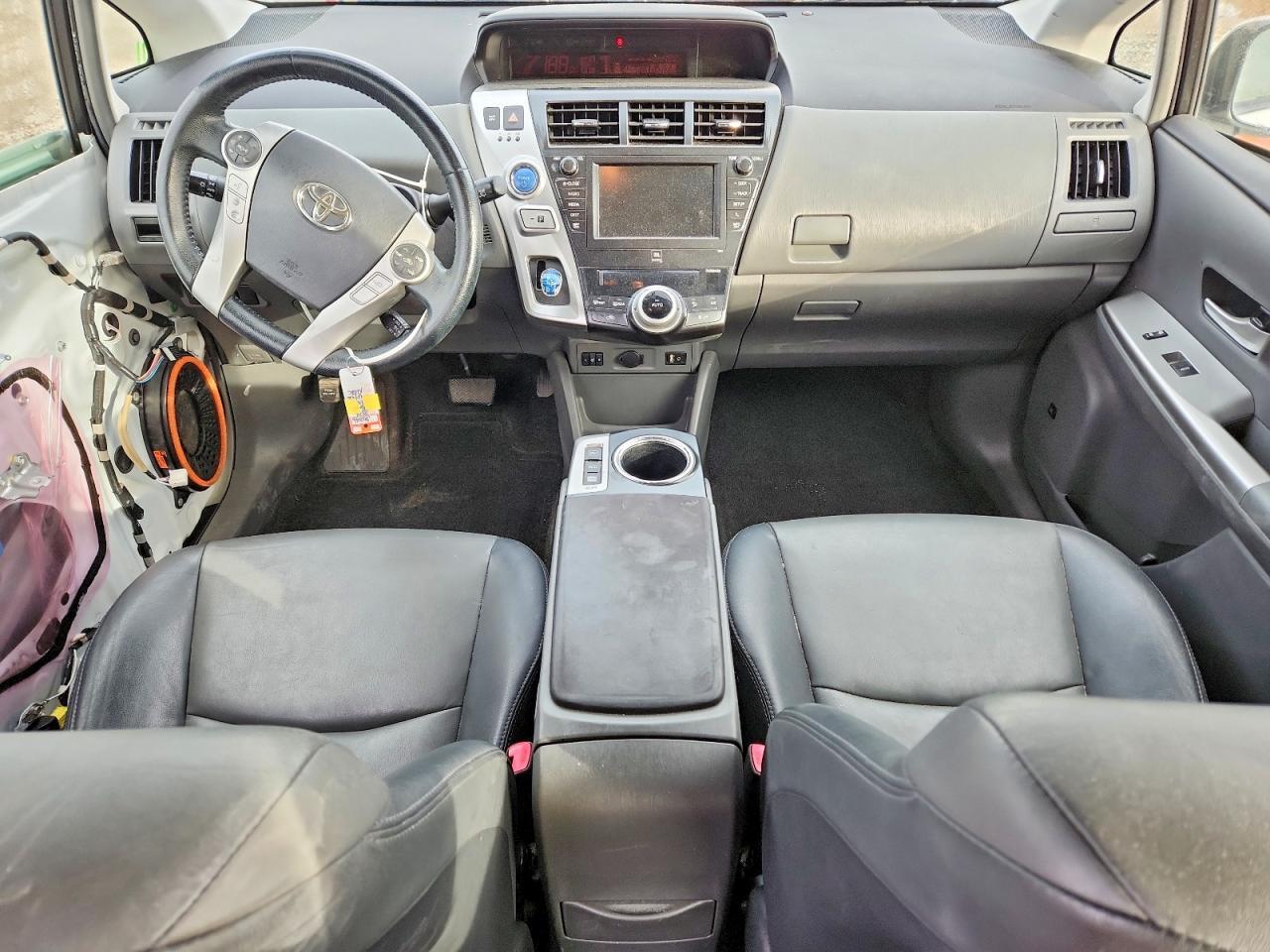 2014 TOYOTA PRIUS V