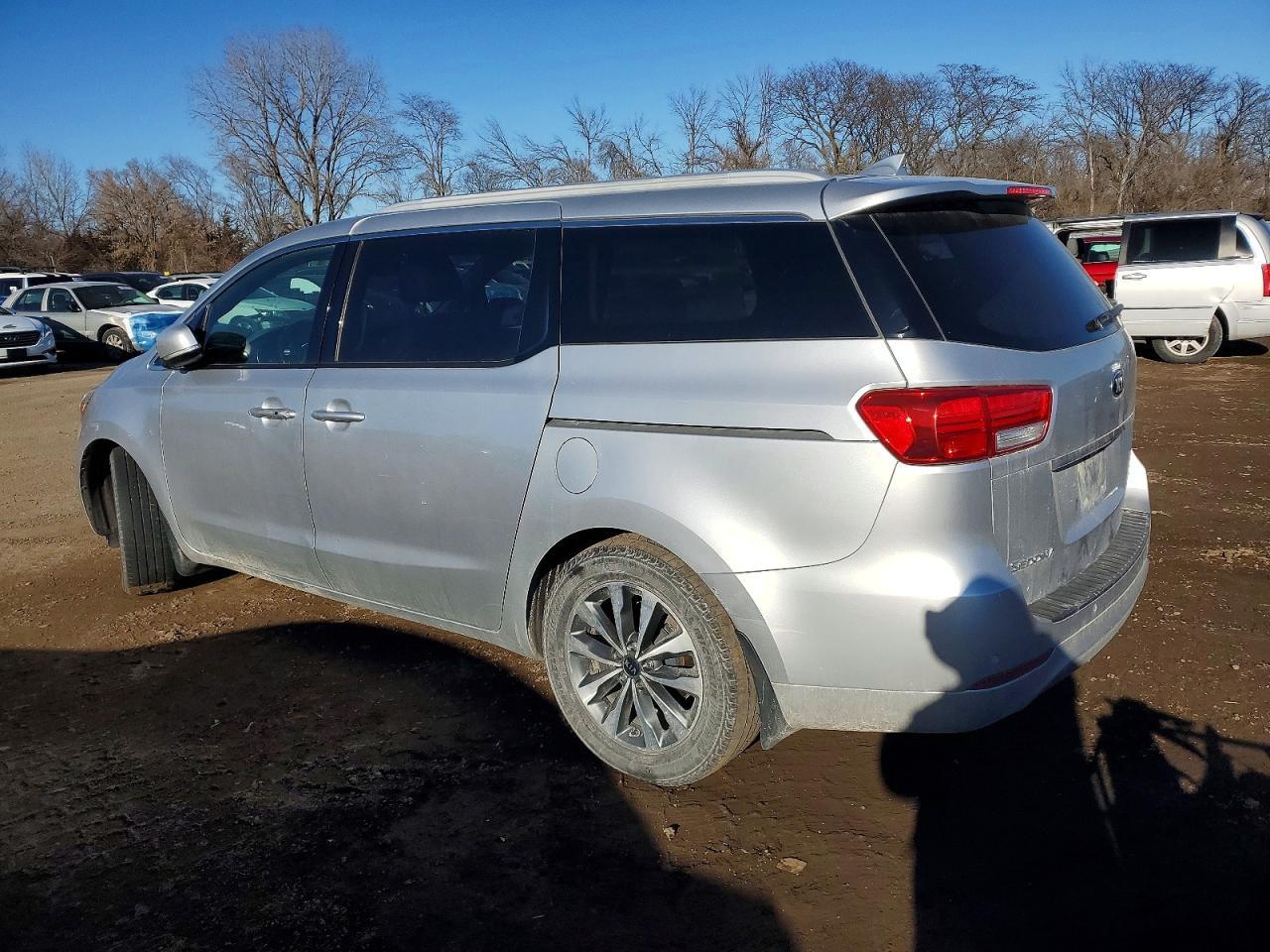 2015 KIA SEDONA