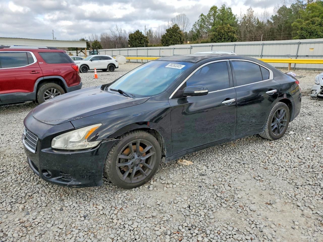 2010 NISSAN Maxima