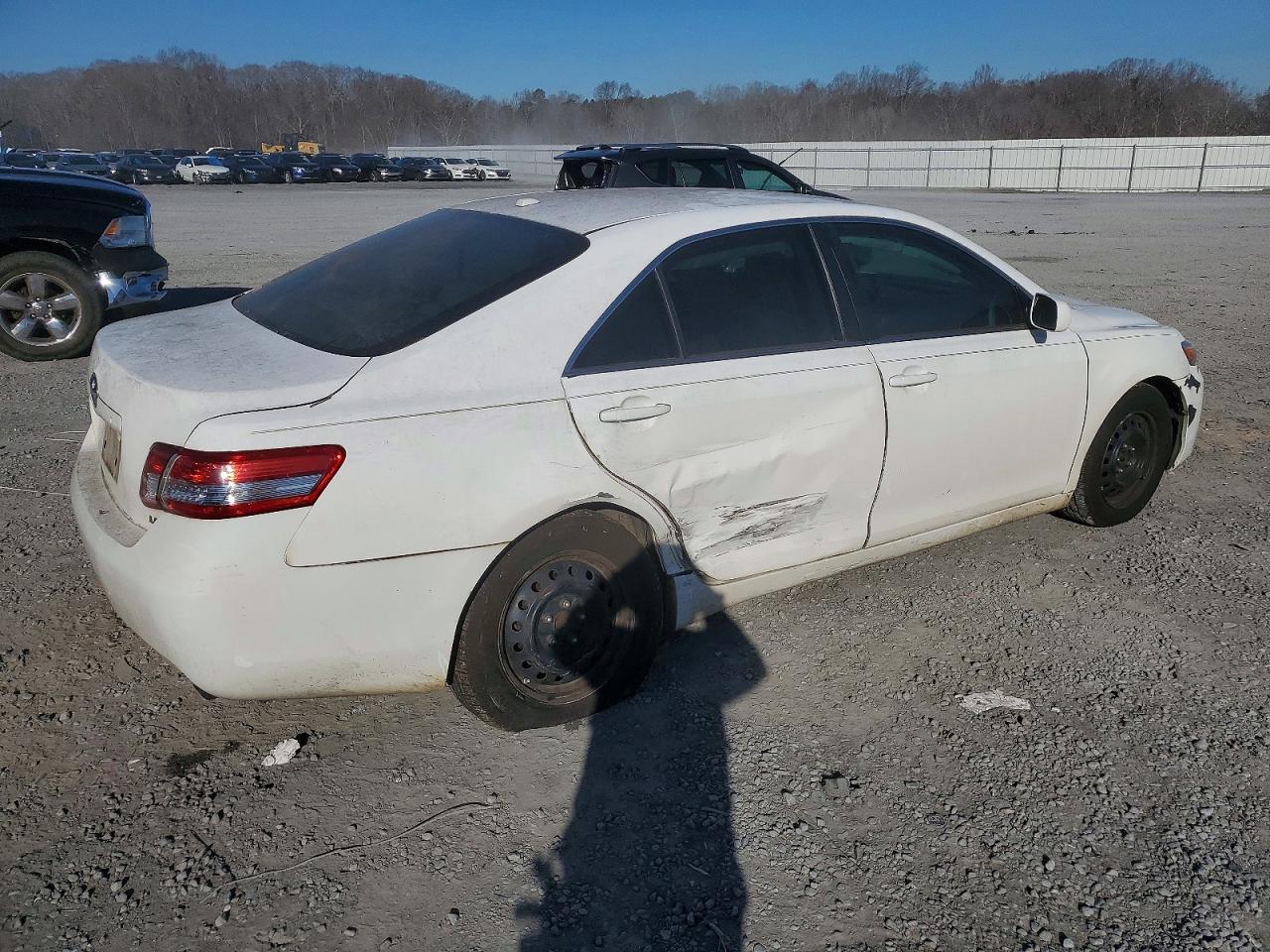 2011 TOYOTA CAMRY