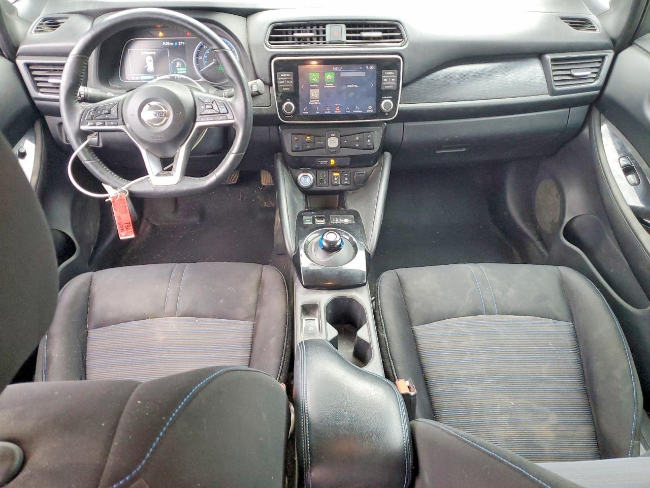 2021 NISSAN LEAF