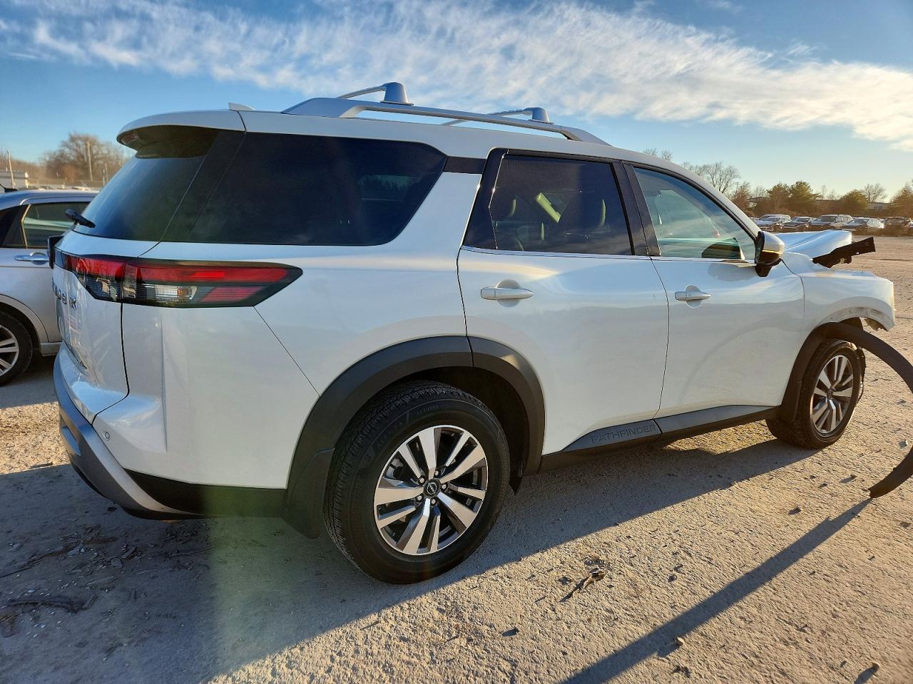 2023 NISSAN PATHFINDER