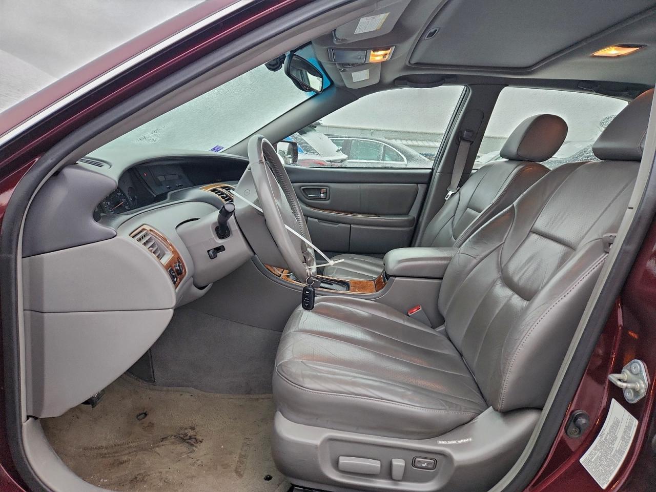 2003 TOYOTA Avalon