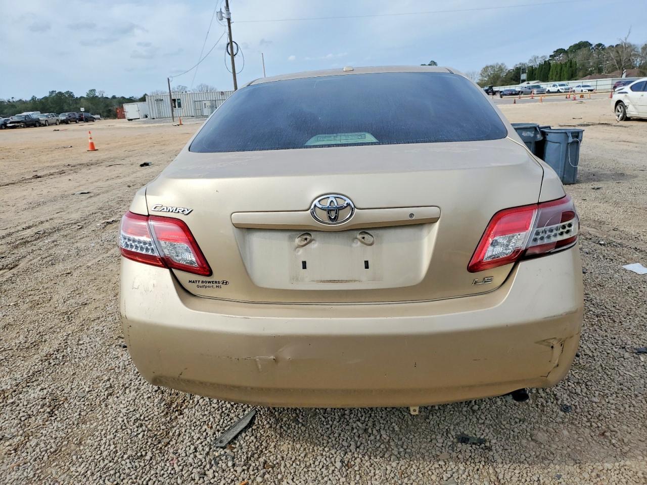 2011 TOYOTA CAMRY