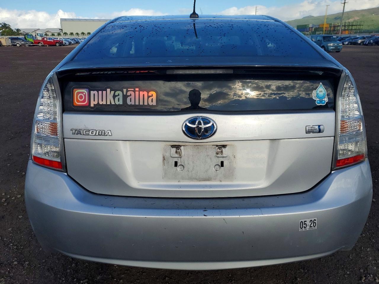 2011 TOYOTA PRIUS
