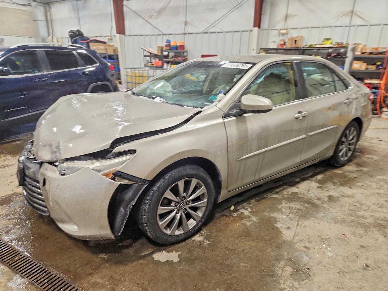 2015 TOYOTA CAMRY