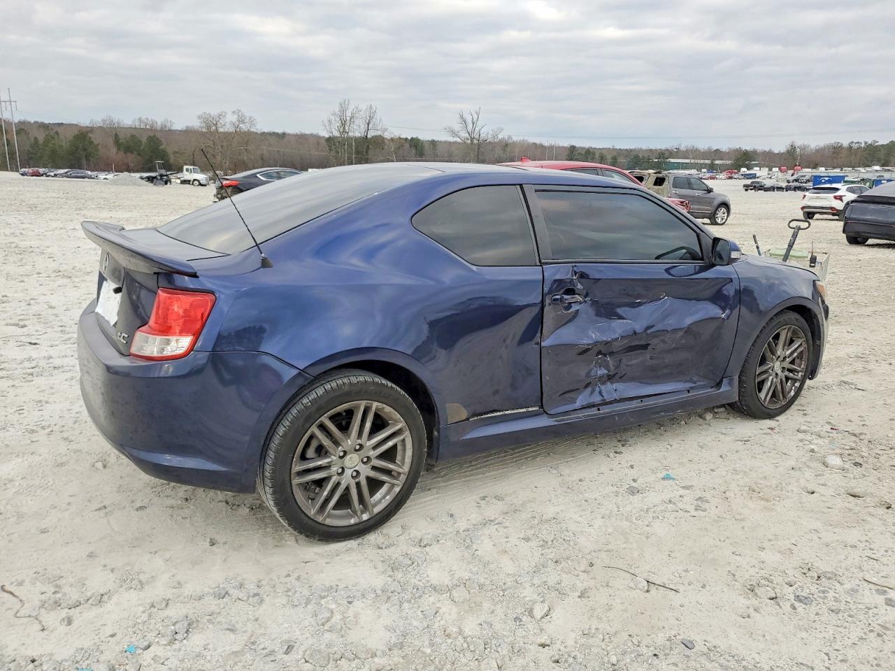 2011 TOYOTA SCION