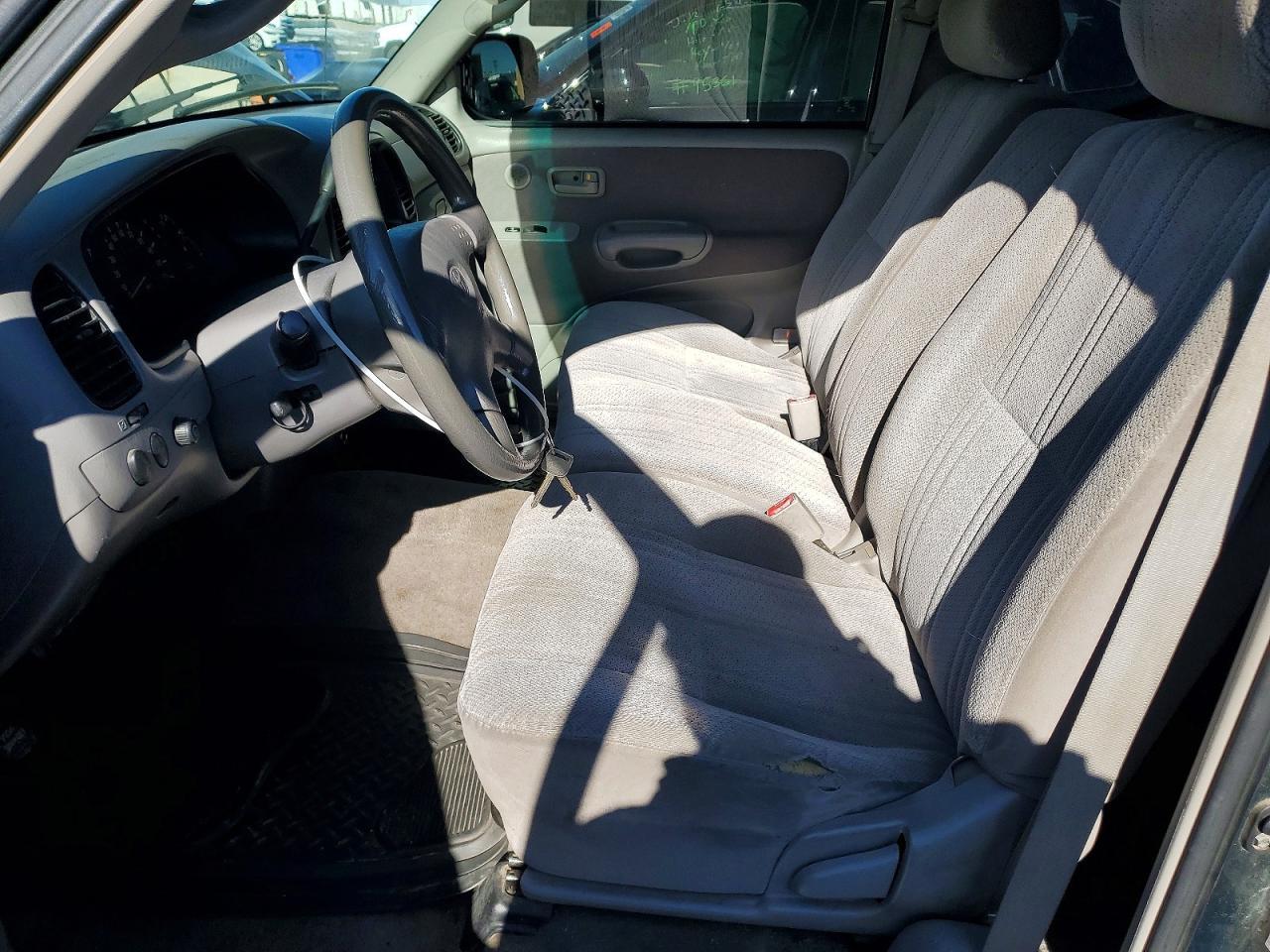 2002 TOYOTA TUNDRA