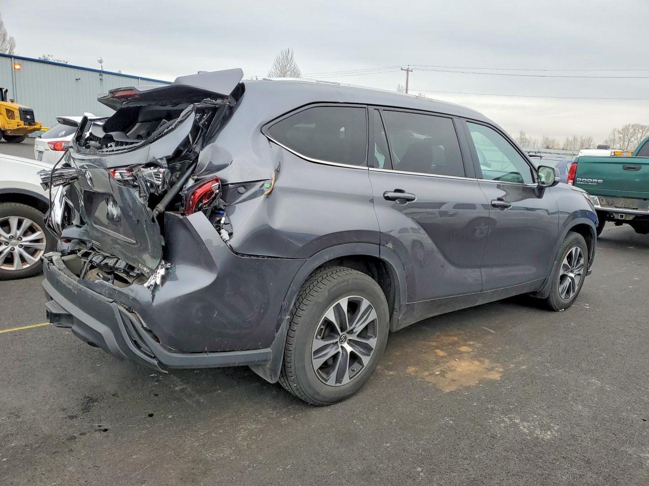 2022 TOYOTA HIGHLANDER